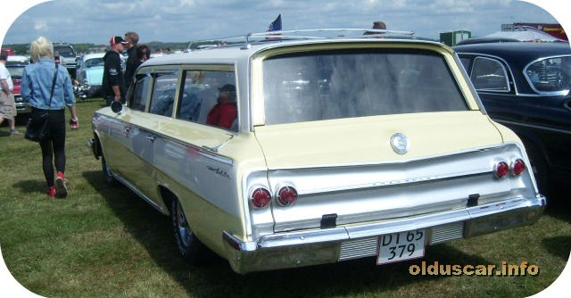 1962 Chevrolet Bel Air 4d 6p Wagon back